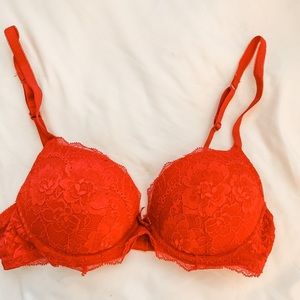 H&M Red Lace Sexy Push-up Bra 34B